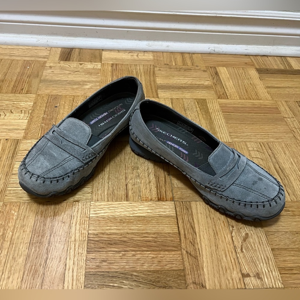 Skechers flats